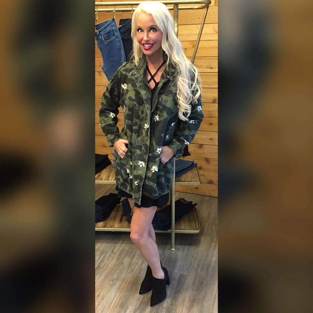 ❤️LAST 1! JACKET/CAMOUFLAGE FLORAL PRINT! - Picture 2 of 8